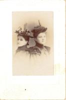 TWO YOUNG WOMEN (UNIDENTIFIED) (Elsie Perrin on the left and M.E. Beatrice Green Reid on the right)