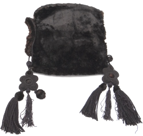 Beaver Muff with Embroidered Tassels