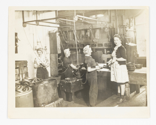 Four Woman Workers, McClary Manufacturing Company
