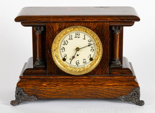 Shelf Clock