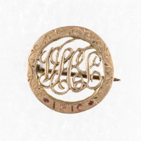 Round "VHL" Pin