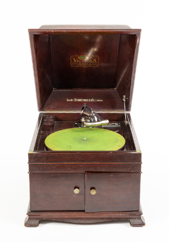 Victrola Tabletop Phonograph