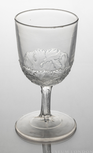 Glass Goblet (Maple Leaf)