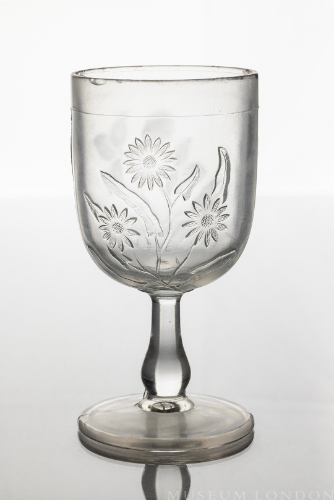 Glass Goblet (Clover and Daisy)