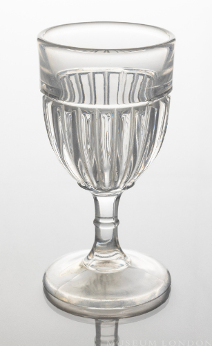 Wine Glass (Prism Bars)