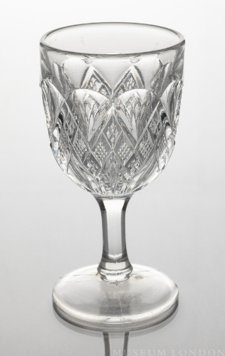 Wine Glass (Coarse Zigzag)