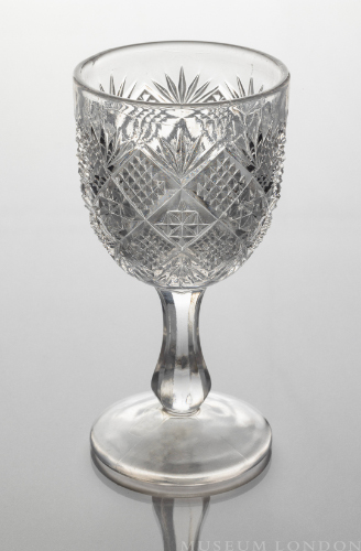Wine Glass (Flattened Diamond and Sunburst)
