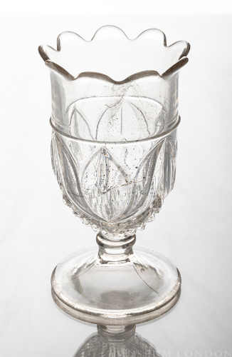 Glass Vase (Tulip)