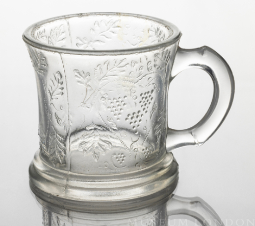 Glass Punch Mug (Grape Bunches and Leaves)