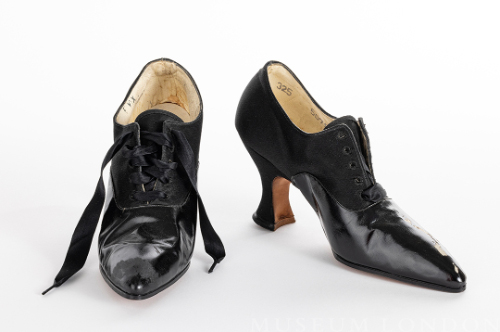 Heeled Oxford Shoes