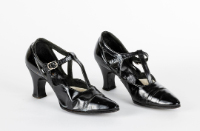 Black Center Strap Shoes