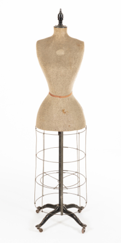 Hall-Borchet Dress Form