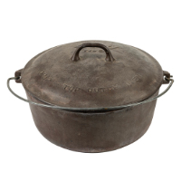 #9 Cast Iron Dutch Oven