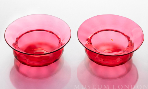 Cranberry Glass Fruit Nappies (2)
