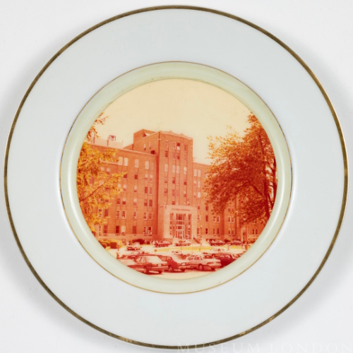 Souvenir Plate, Victoria Hospital, c. 1910