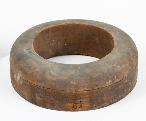 Hat Block "6 5/8"