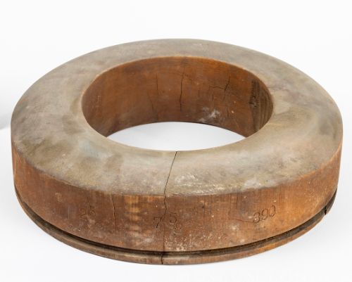 Hat Block "268  7 5/8  390"