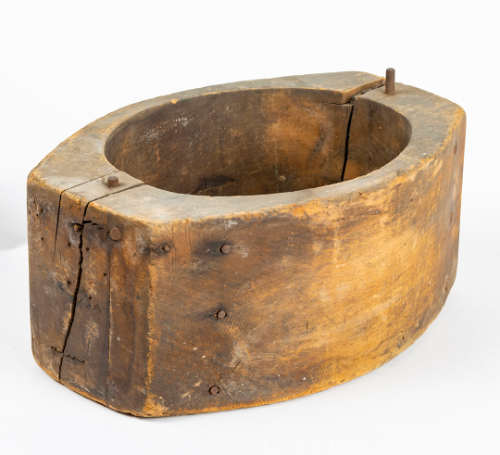 Hat Block (Oval)