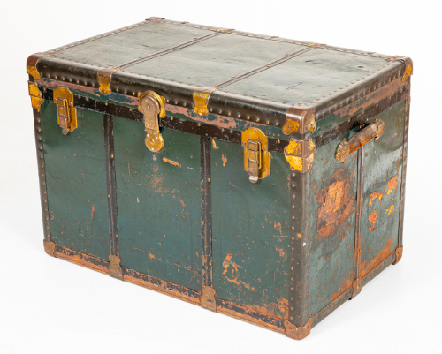 Agnos Family Immigrant Trunk
