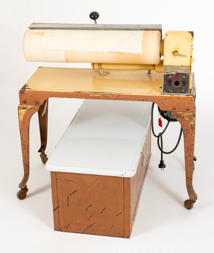 Beatty Bros. Electric Ironer "The 1900"