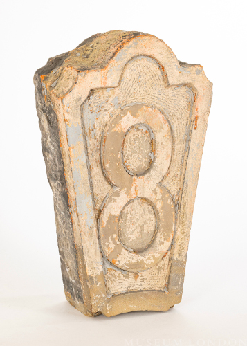 Darch Building Key Stone, "8"