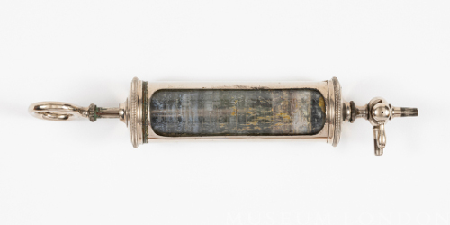 Syringe (With Three Tips)