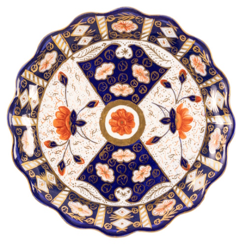 Dinner Plate with Scalloped Edge