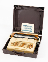 SCM Smith-Corona Vantage Ball-Type Typewriter