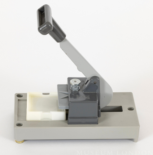 Gepe Hand Mount Slide Press