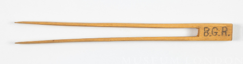 Wooden Tongs